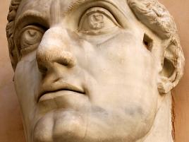 Marble head of Constantine’s monumental statue (Photo: © Wikipedia)